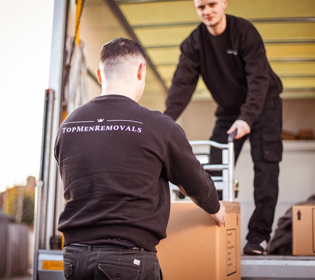 Top Men Removals: Seamless Removals from London to York