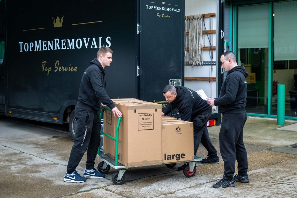 Small Moves Services