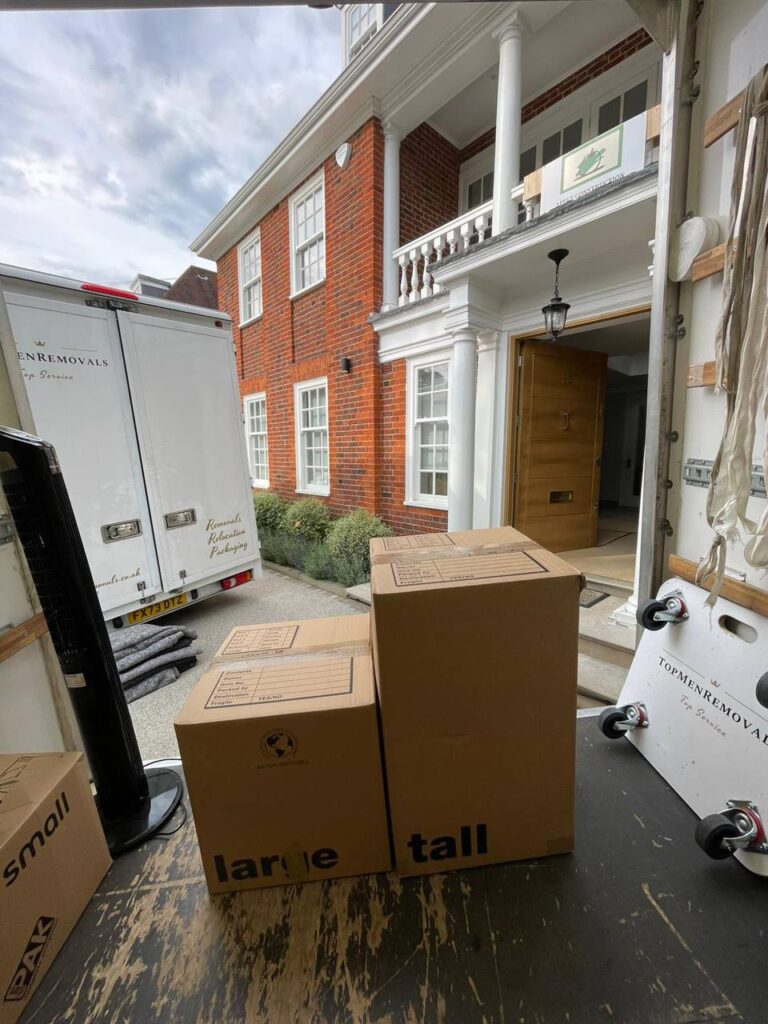 removals company